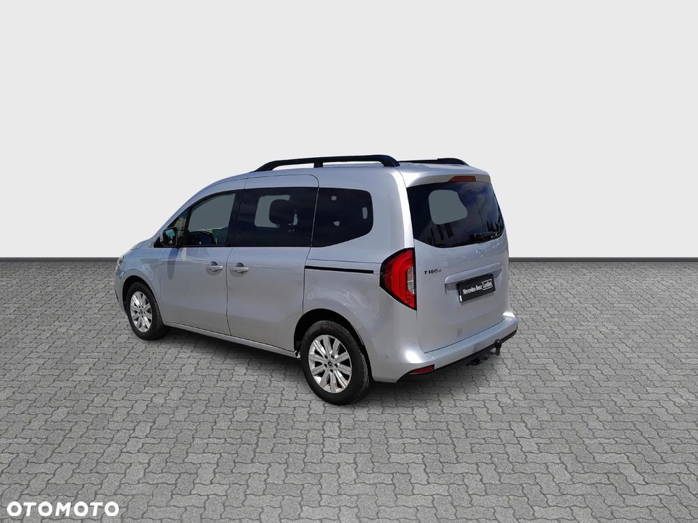 Mercedes-Benz Klasa T 180 d - 4