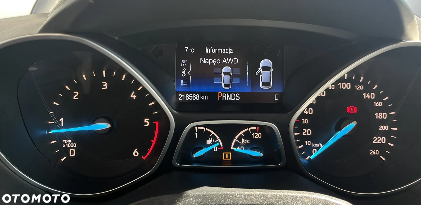 Ford Kuga Vignale 2.0 TDCi AWD - 11