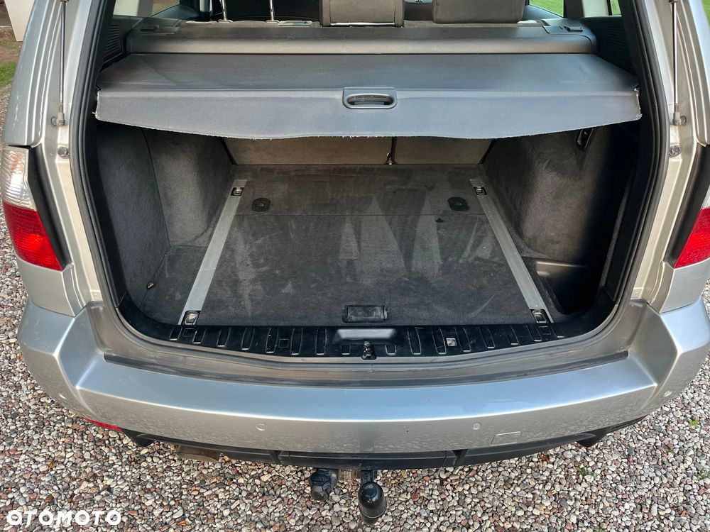 BMW X3 2.0d - 13