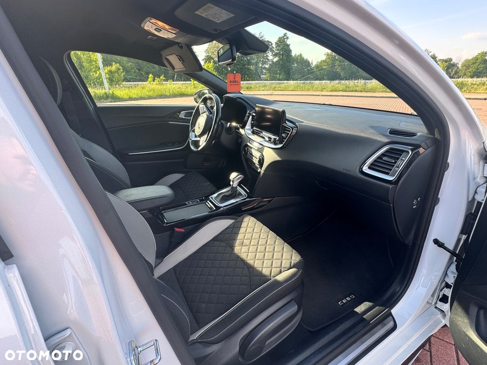Kia ProCeed - 6