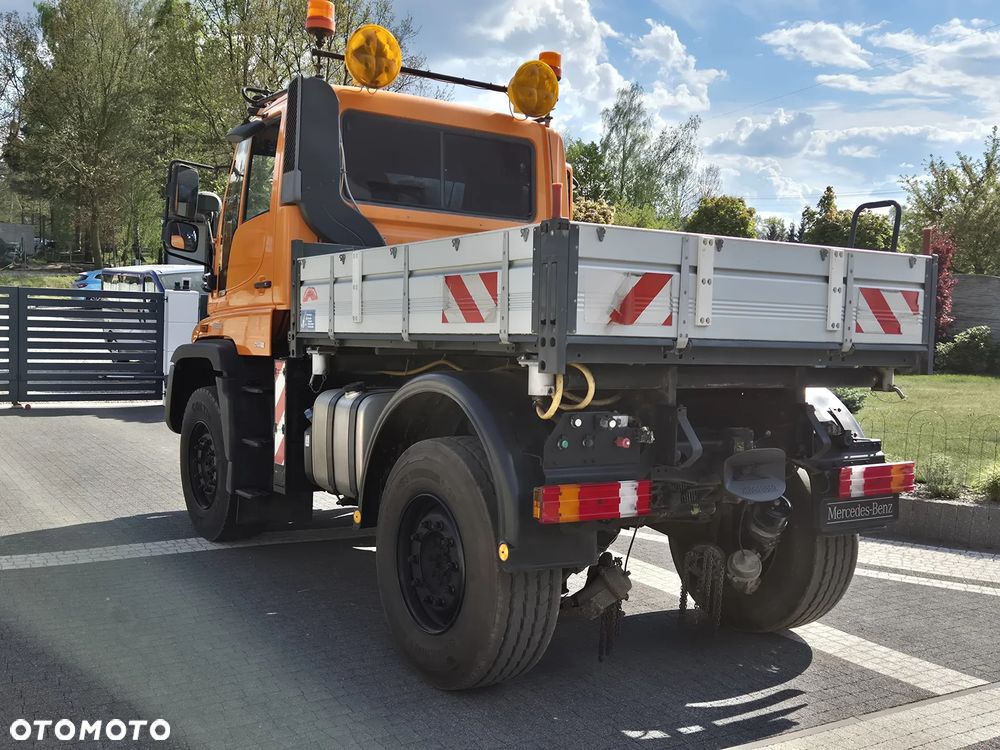 Unimog U400 Ciągnik - 4