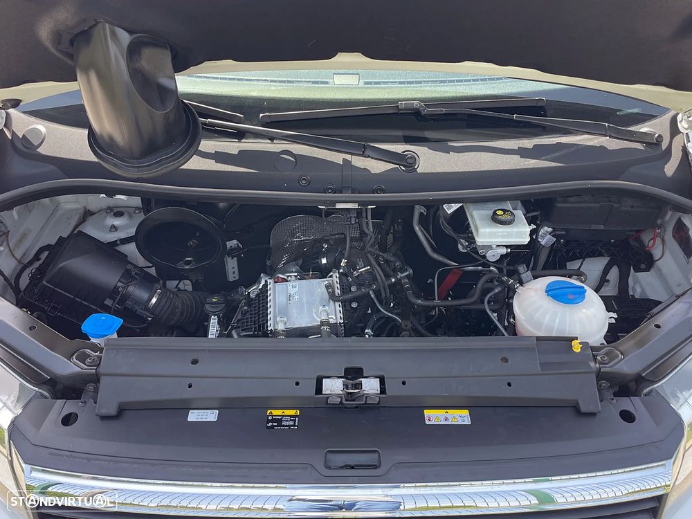 VW Crafter 2.0 TDI L3H3 IVA Dedutível - 13