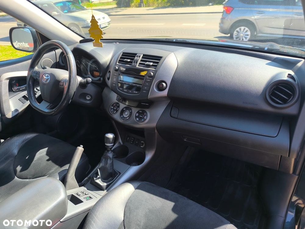 Toyota RAV4 2.0 VVT-i Sol - 15