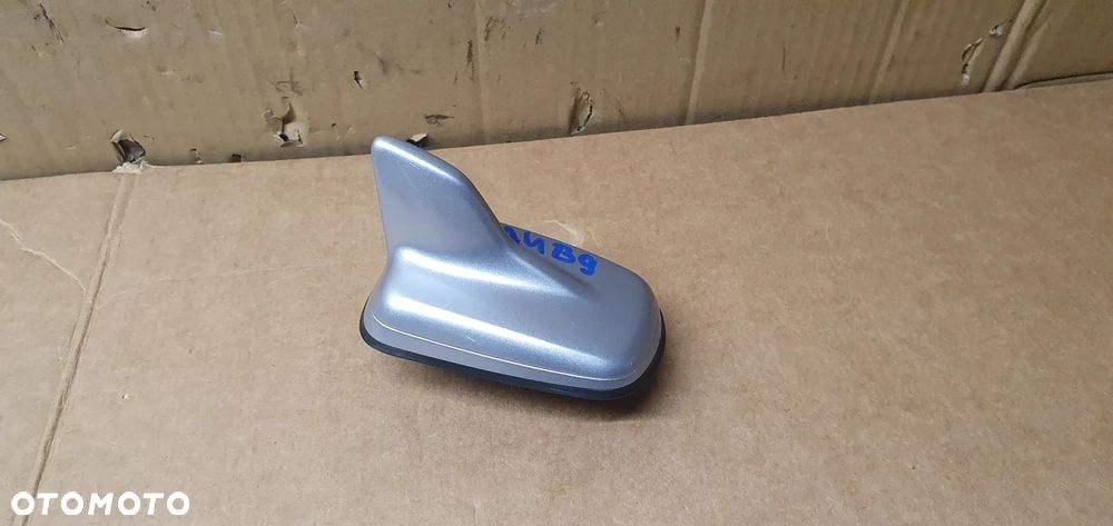 Antena dachowa radia rekin GPS Audi A4 B9 LZ7G 4M0035503E - 3