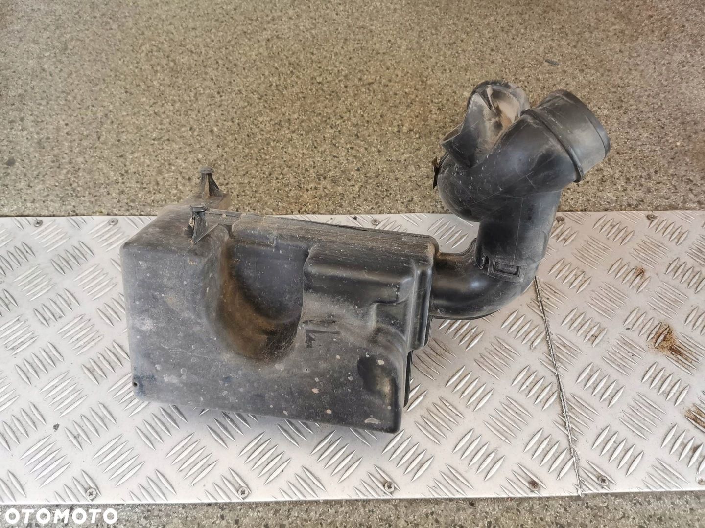 REZONATOR OBUDOWA RENAULT MEGANE II OE 8200231858 - 1