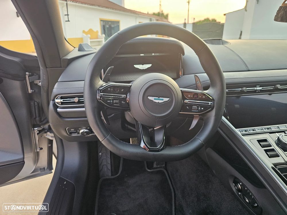 Aston Martin DB12 Coupé V8 - 33