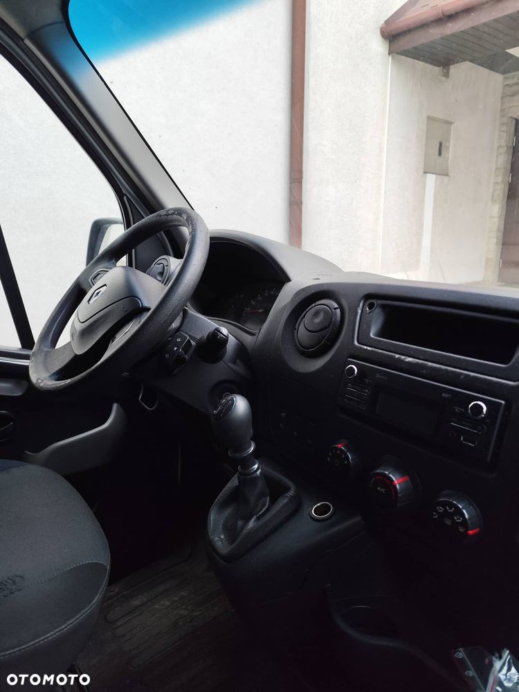 Renault master - 12