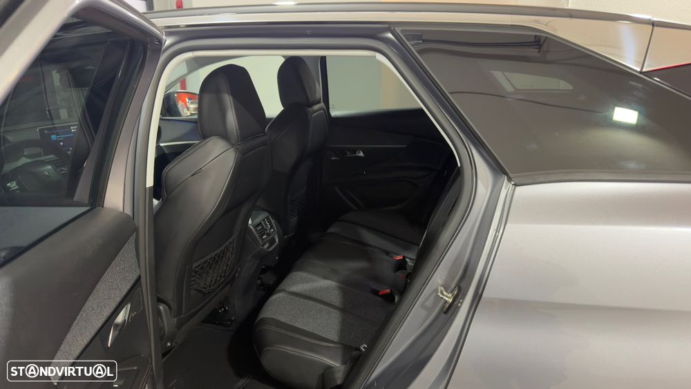 Peugeot 3008 PureTech 130 Stop & Start GPF Allure - 12