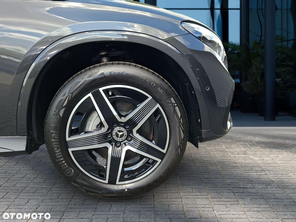 Mercedes-Benz GLC - 16