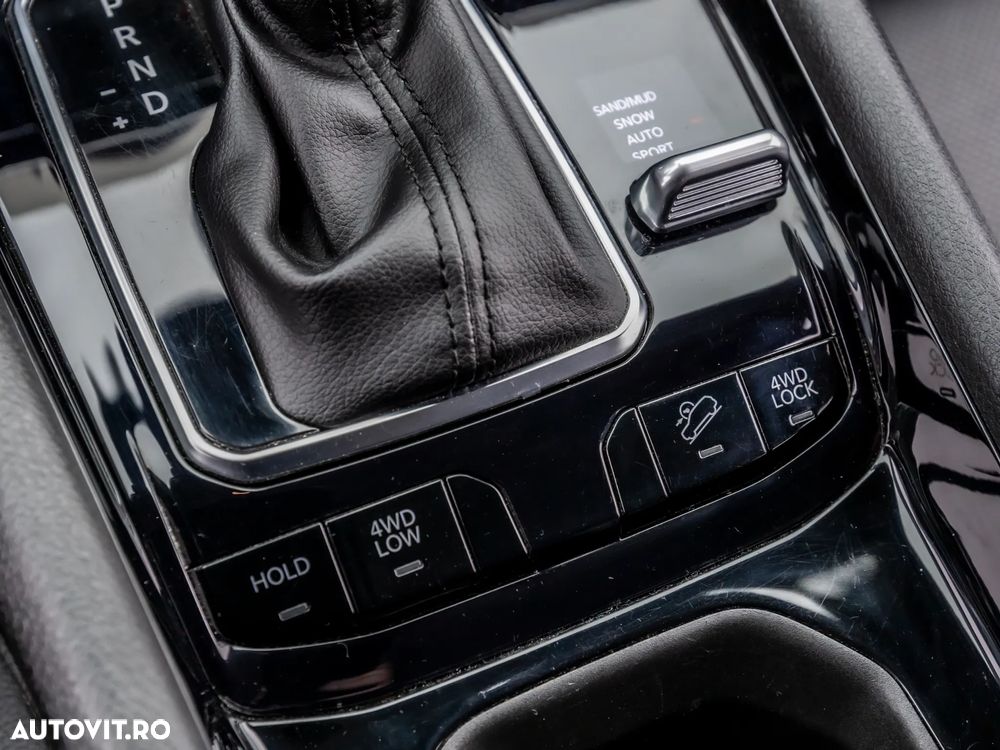 Jeep Compass 1.3T 4xe AT6 PHEV Summit - 24