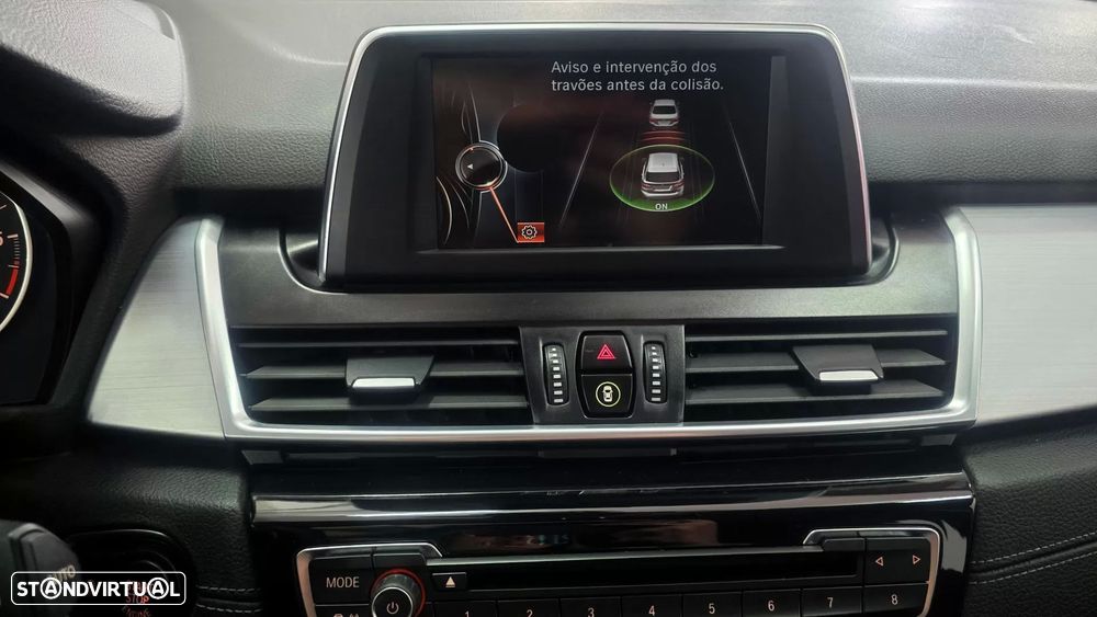 BMW 216 Active Tourer d Line Sport - 34