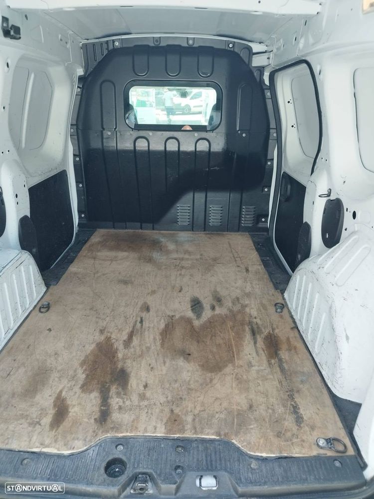 Renault Kangoo Outro - 10
