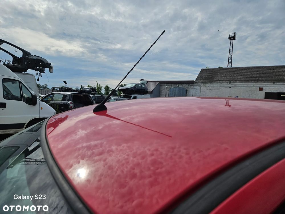 Antena dachowa Suzuki Splash Opel Agila B 2011r Europa - 1