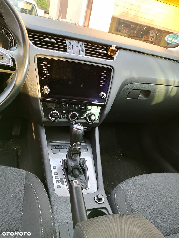 Skoda Octavia 2.0 TDI DSG Soleil - 11