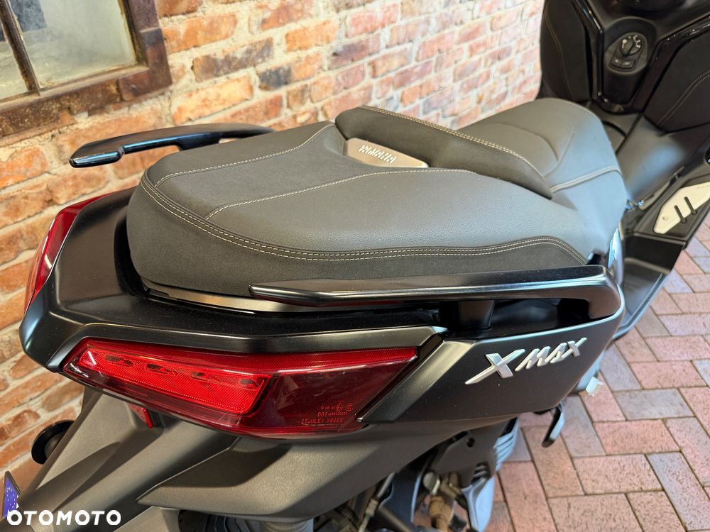 Yamaha X-max - 18