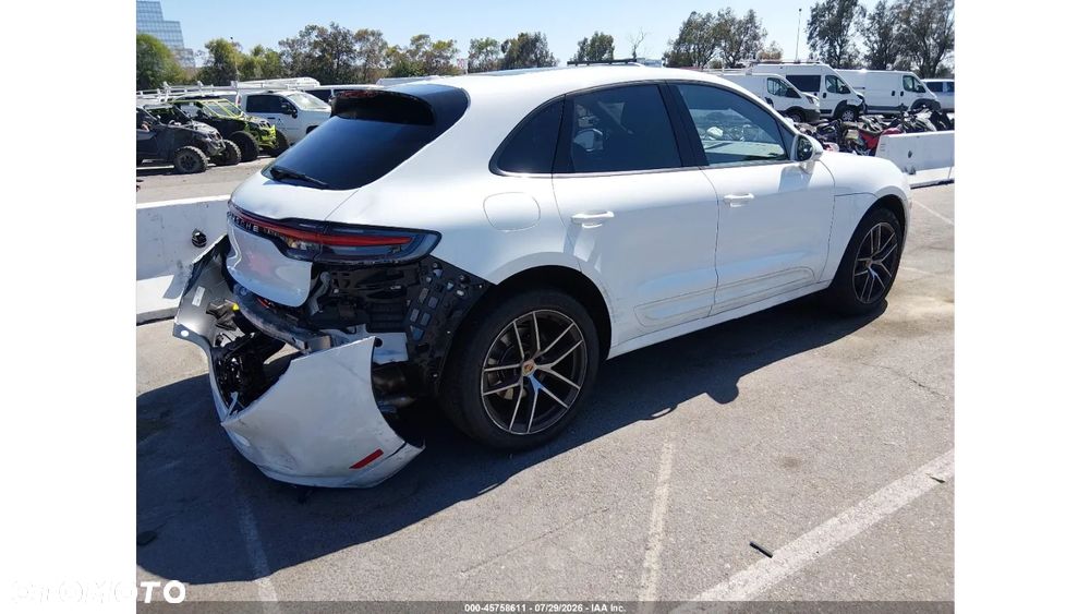 Porsche Macan T - 4