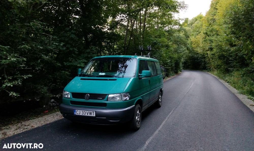 Volkswagen Multivan - 1