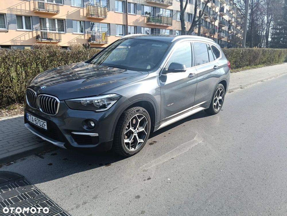 BMW X1 - 1