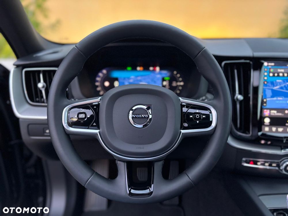 Volvo XC 60 - 25