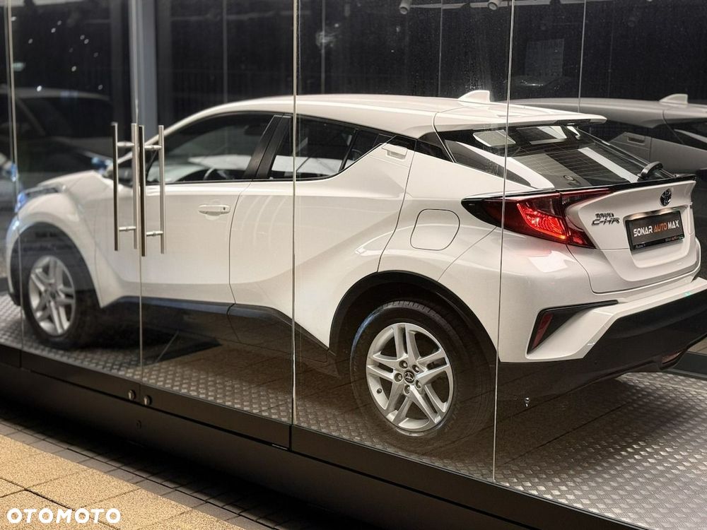 Toyota C-HR - 6