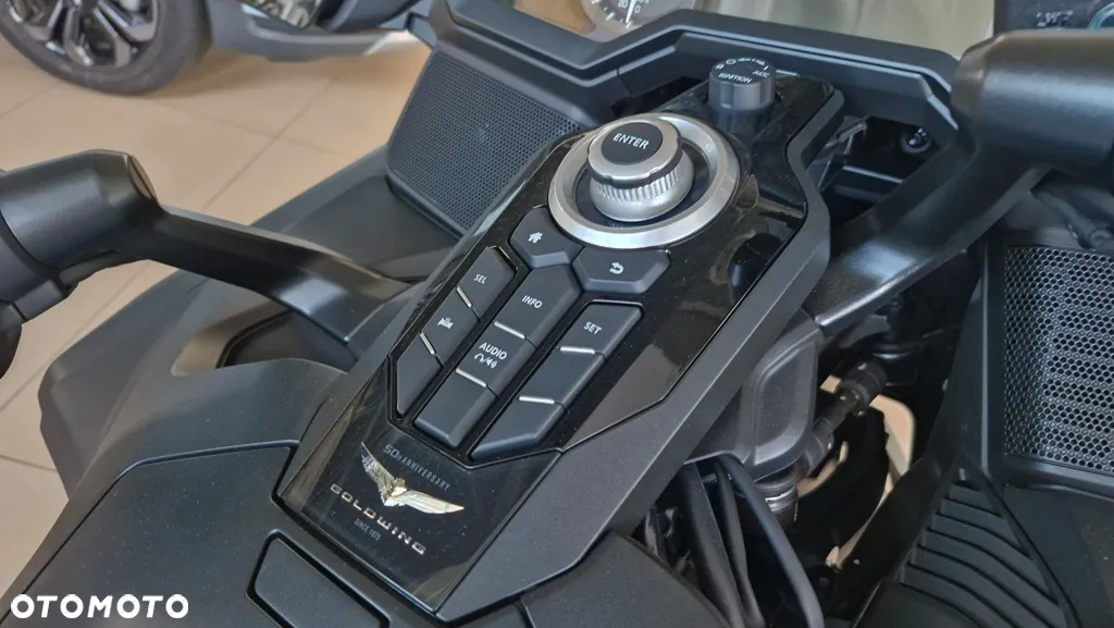 Honda GL - 5