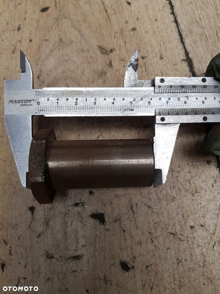 Nakrętka na wał Harley Davidson 40392-91 - 9