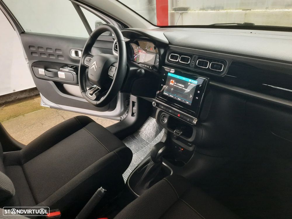 Citroën C3 1.2 PureTech Shine EAT6 - 19