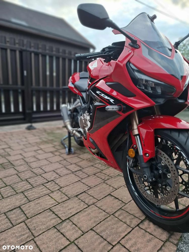 Honda CBR - 16