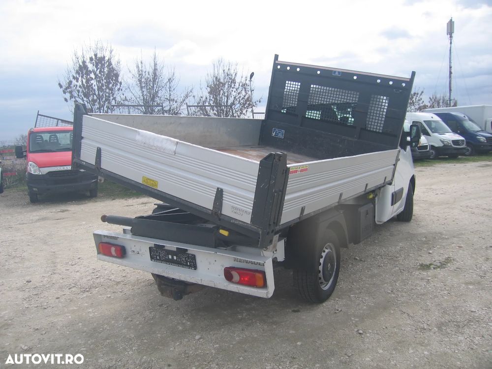 Renault MASTER , 3 LOC. BASCULABILA 3  PARTI , CLIMA . NAVIGATIE . - 6