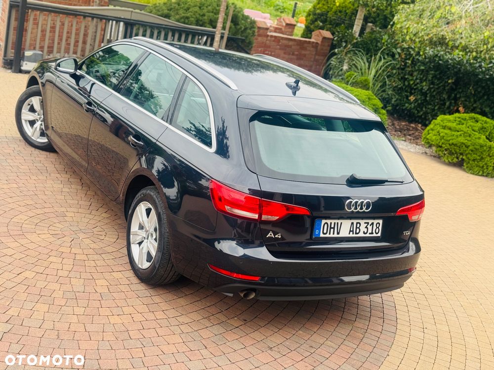 Audi A4 Avant 35 TDI S tronic design - 4