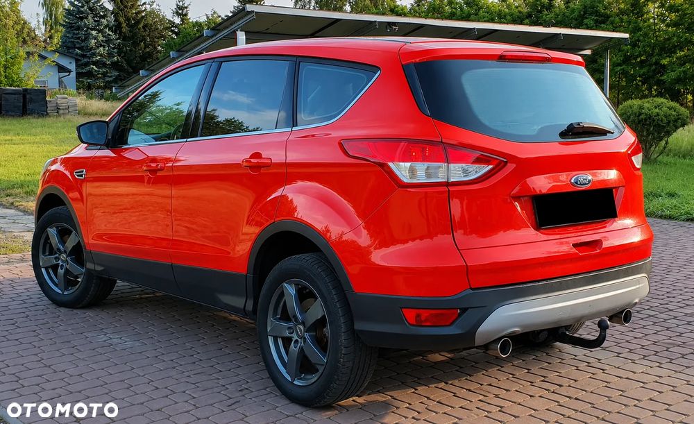 Ford Kuga 1.5 EcoBoost 2x4 Trend - 4