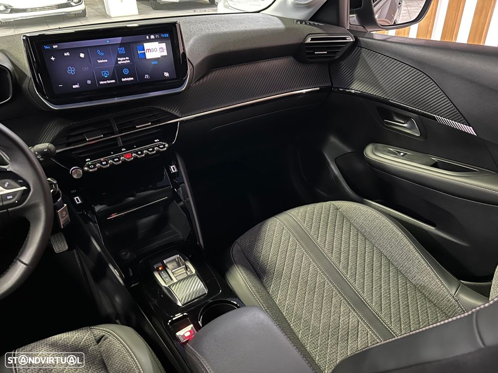 Peugeot 208 1.2 Hybrid Allure e-DCS6 - 21