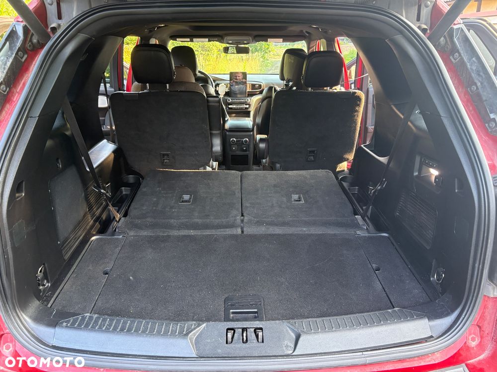 Ford Explorer - 14