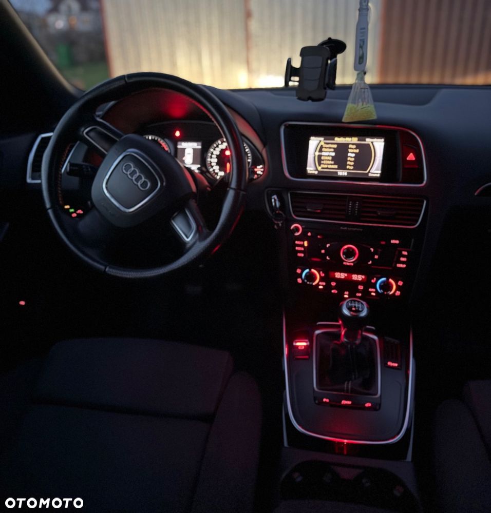Audi Q5 2.0 TDI - 9