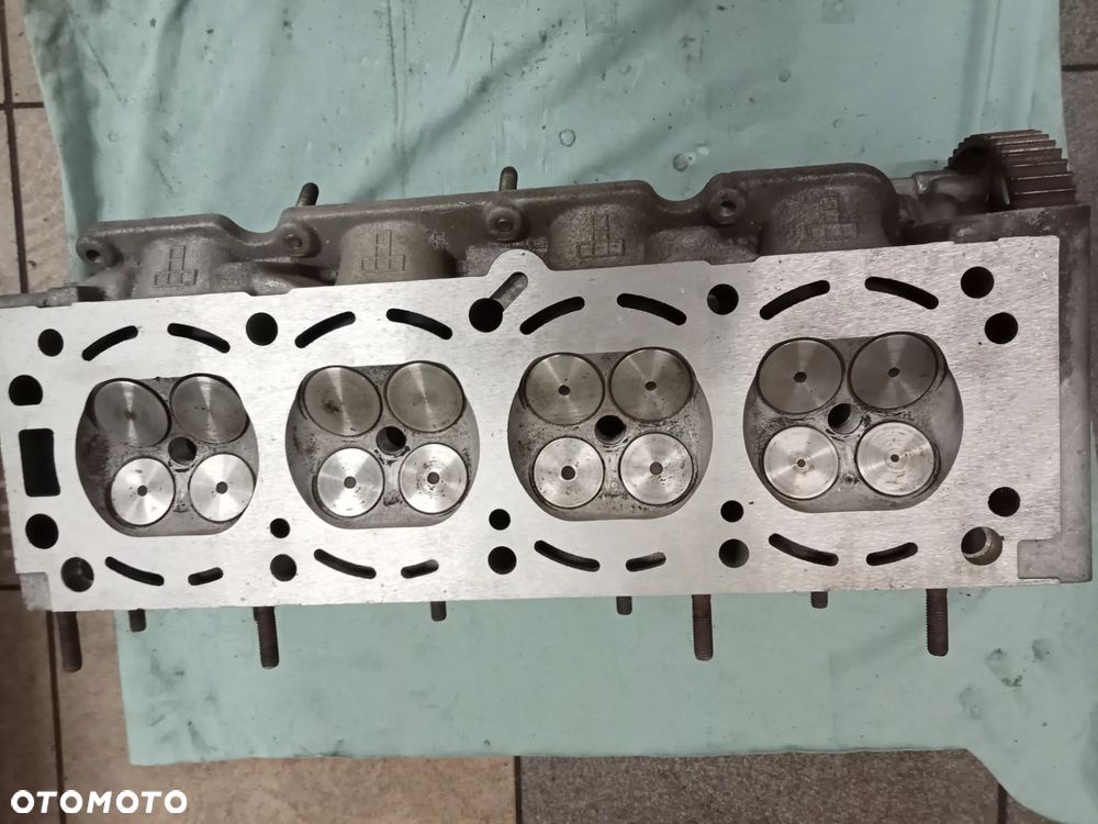 głowica vectra b 1.8 16v 90501968 po regeneracji - 1