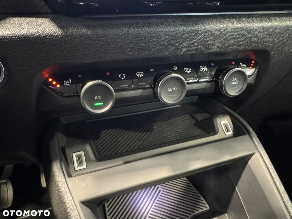 Citroën C4 1.2 mHEV Max eDCT6 - 15