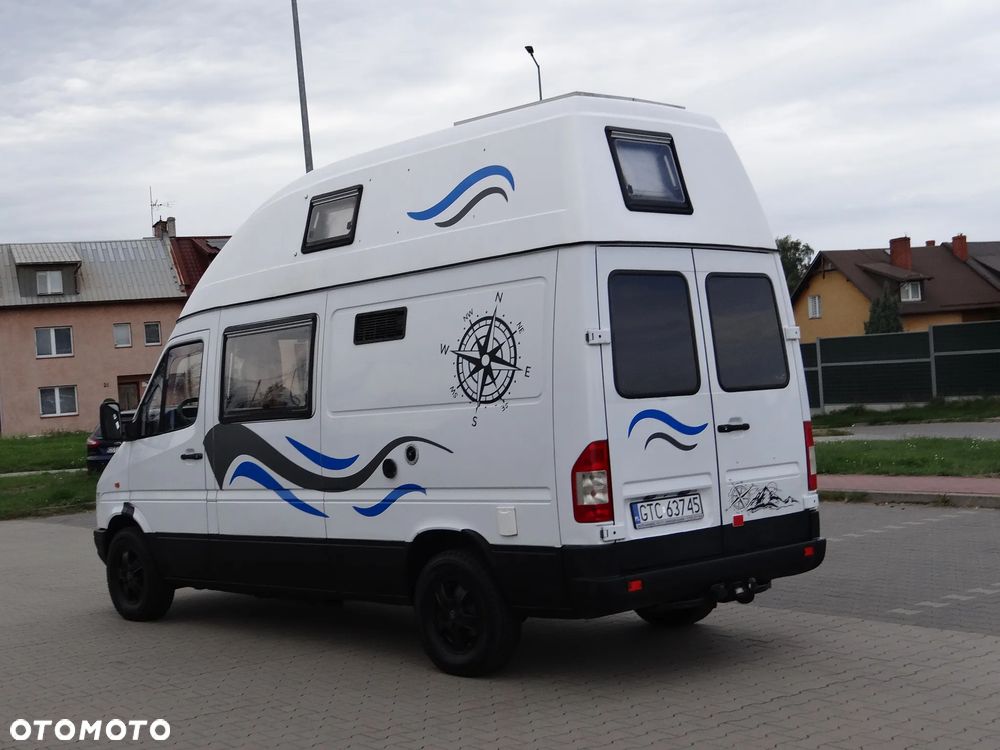 Mercedes-Benz SPRINTER - 4
