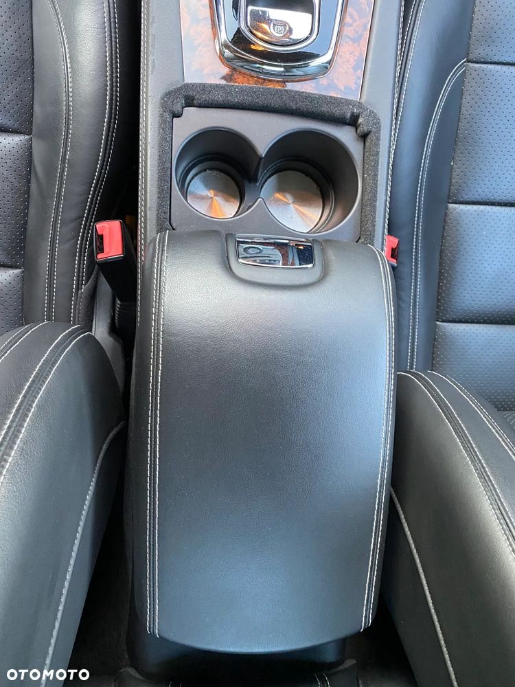 Jaguar XK 5.0 Coupe Portfolio - 30