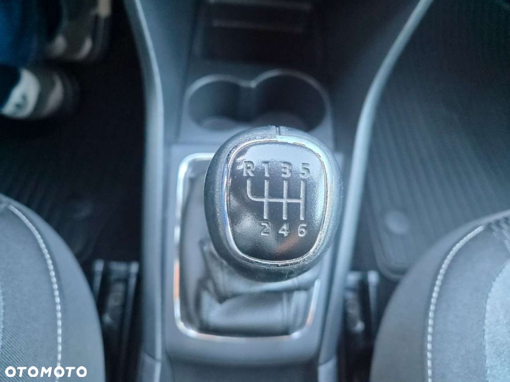 Skoda RAPID 1.2 TSI Edition - 14