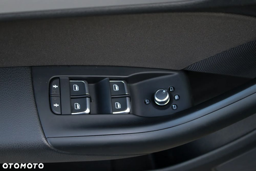 Audi Q3 2.0 TDI - 28