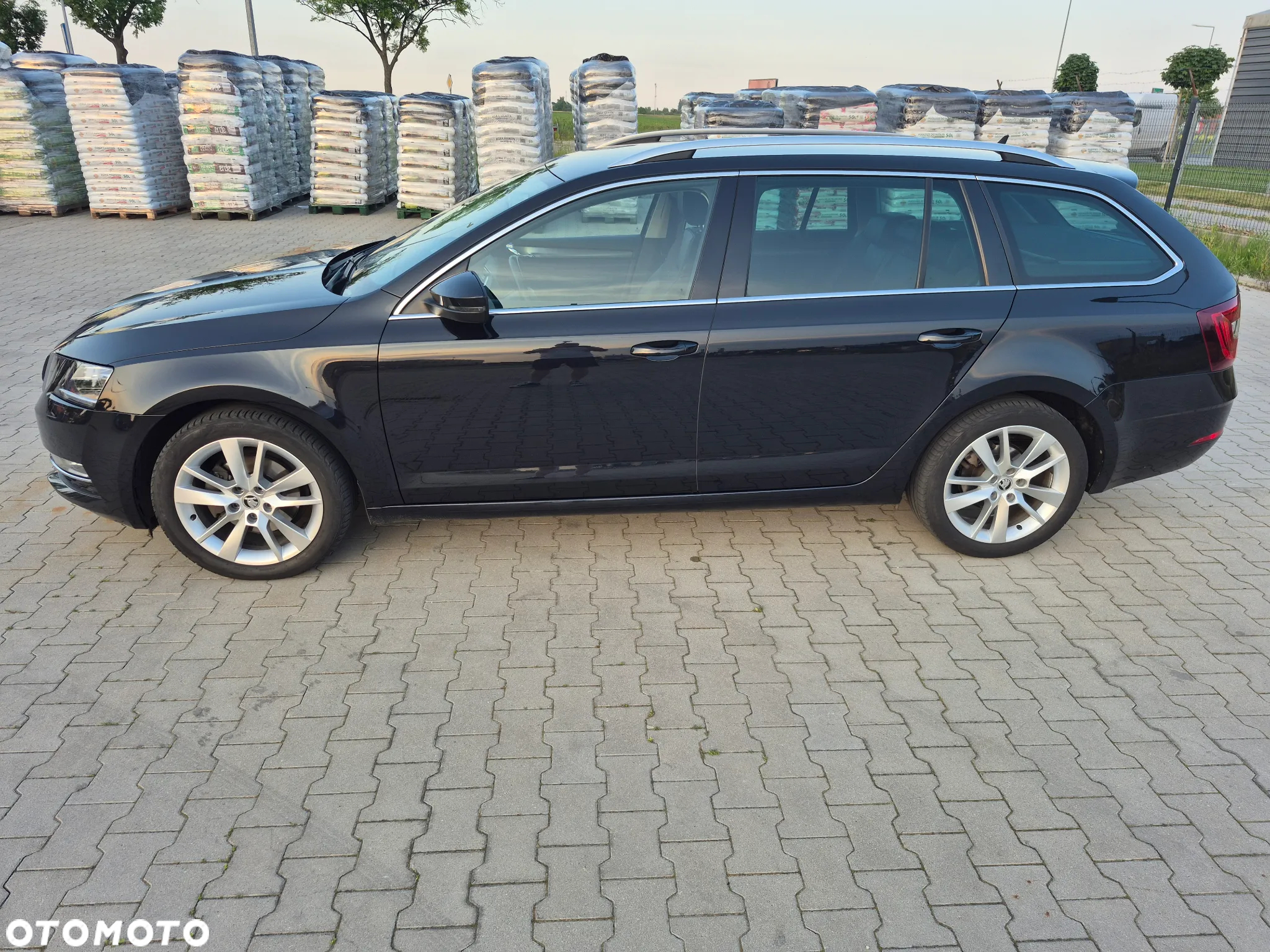 Skoda Octavia 2.0 TDI Elegance DSG - 7
