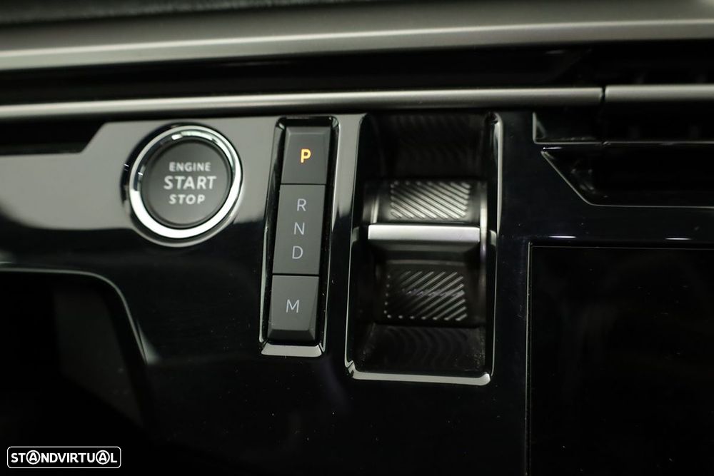 Peugeot 3008 1.2 Hybrid GT e-DCS6 - 12