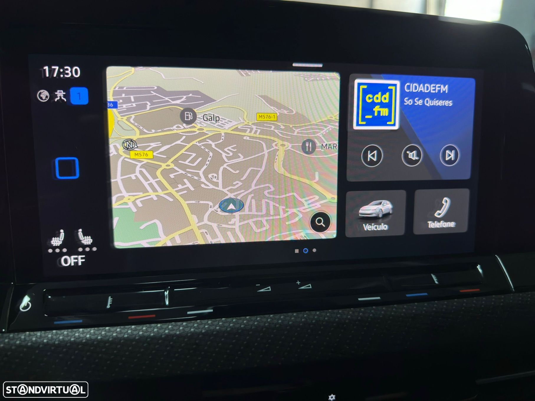 VW Golf 2.0 TDI R-Line DSG - 18