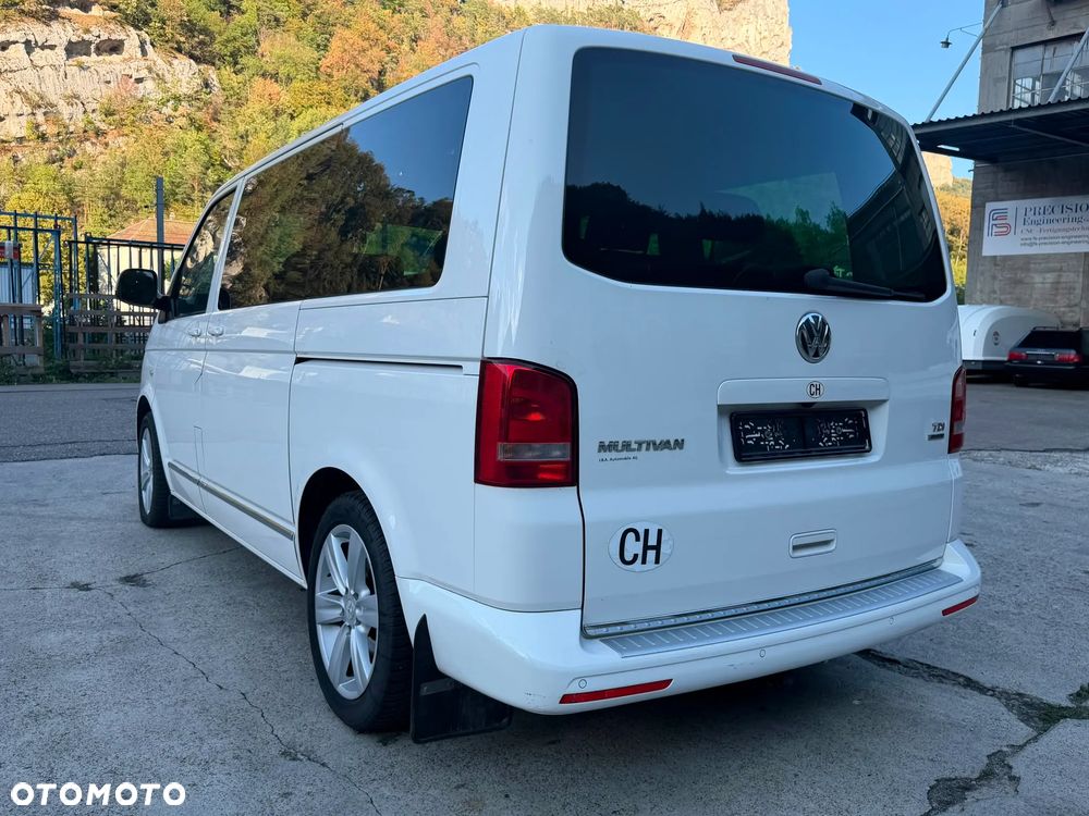 Volkswagen Multivan - 4