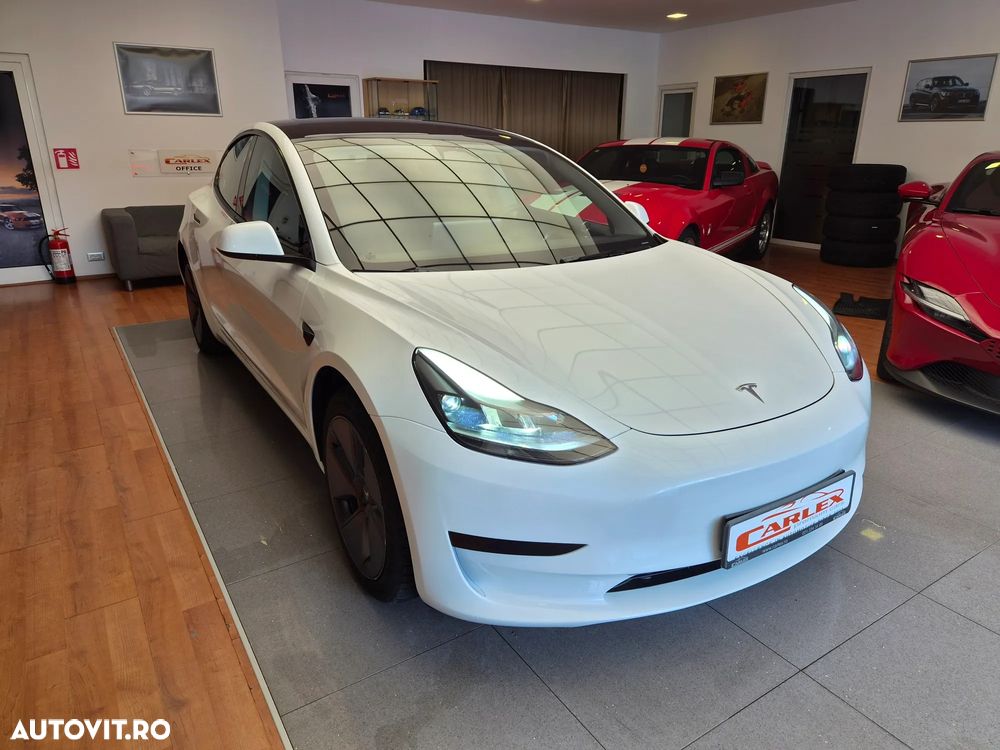 Tesla Model 3 RWD - 4