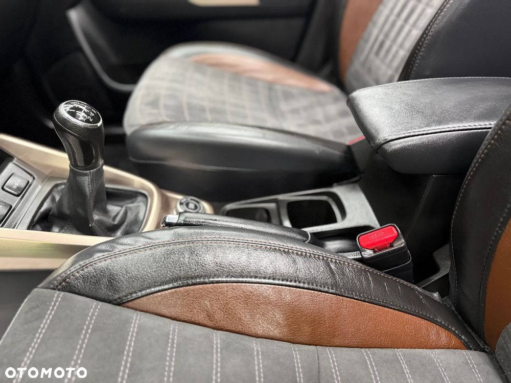 Suzuki Vitara 1.6 (4x4) Allgrip Limited - 14