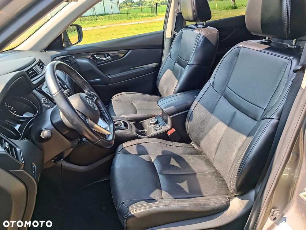 Nissan X-Trail 2.0 dCi Tekna 4WD Xtronic - 26