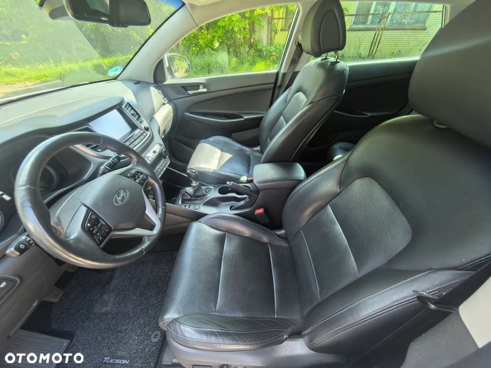 Hyundai Tucson 2.0 CRDI 4WD Premium - 30