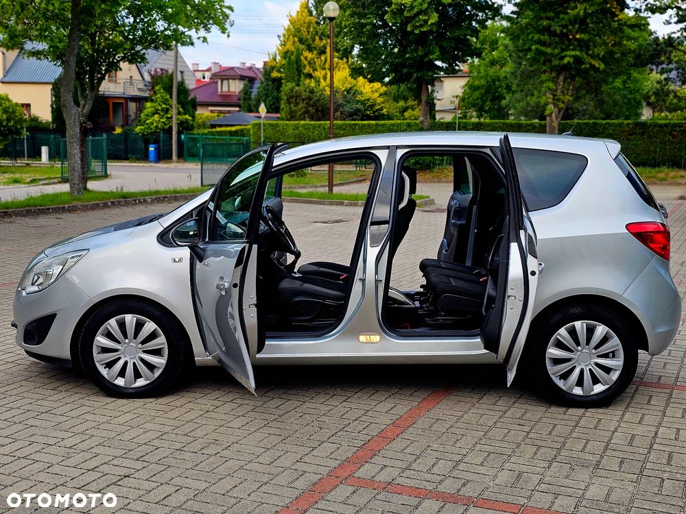 Opel Meriva 1.3 CDTI Cosmo ecoFLEX - 2