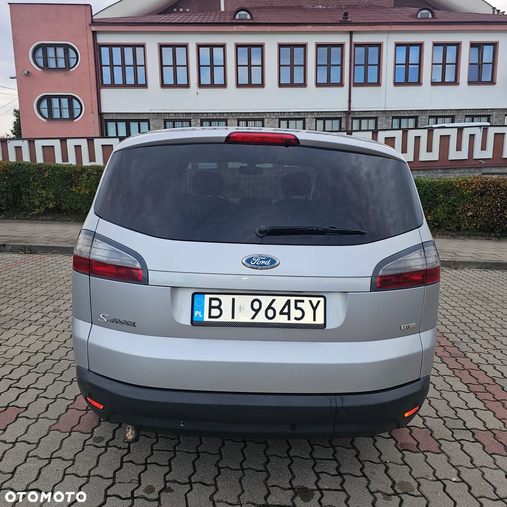 Ford S-Max - 4